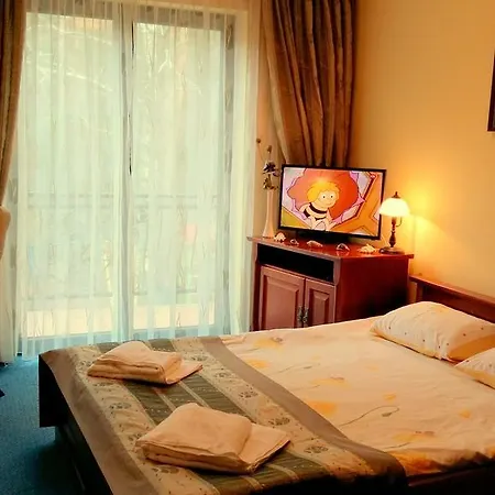 ホテル Spinaker 4*