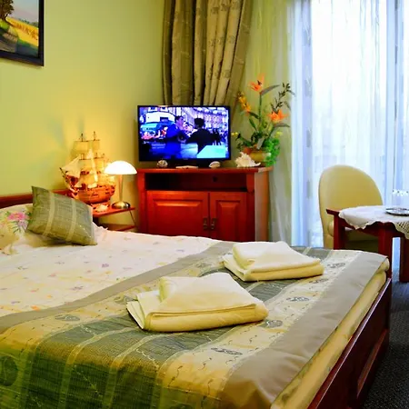 Spinaker Hotell