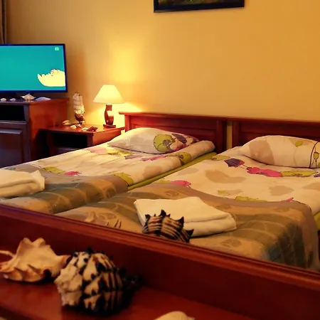 ホテル Spinaker ウェバ