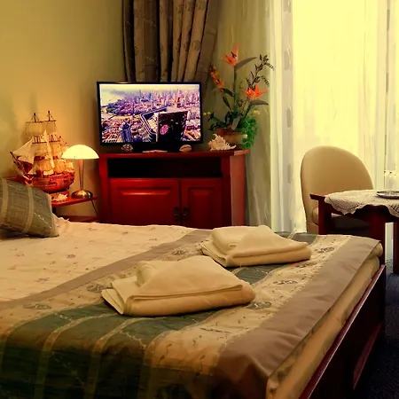 ホテル Spinaker 4*