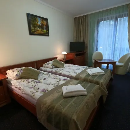 Spinaker Hotel